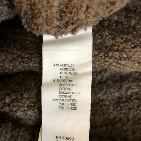 Kenzie - Picture 5 of 5